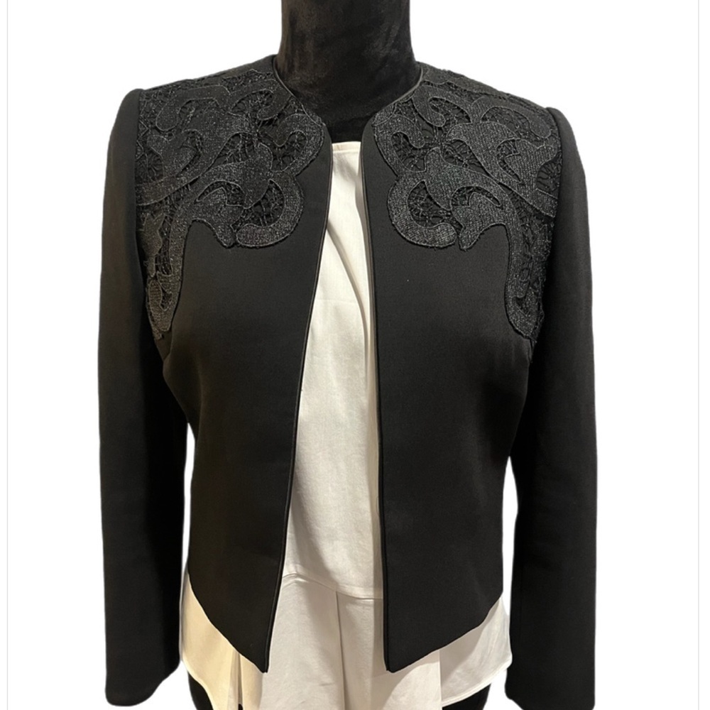 EUC Reiss Black Embroidered Arie Lace Panel Jacket- size 4 - Picture 2 of 10